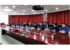 2020年1月23日，亚美AM8AG集团新冠肺炎疫情应急供应总指挥部总指挥刘敬桢在中国医疗器械有限公司召开中央医药储备物资应急供应会。